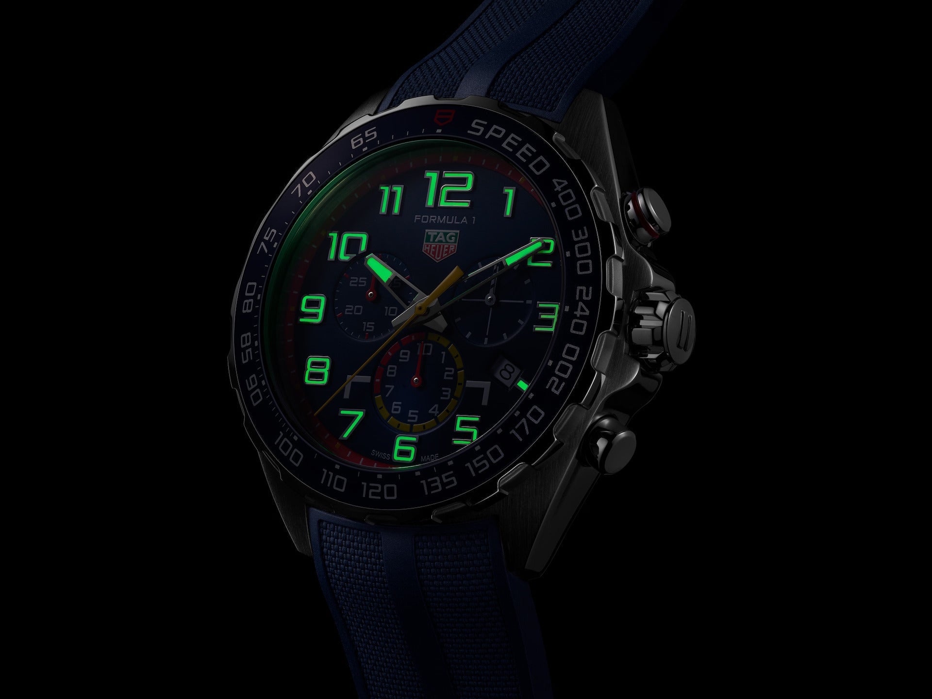 Relógio de Luxo TAG Heuer Formula 1 Red Bull Racing CAZ101AL.FT8052 - Modelo Quartzo 43mm