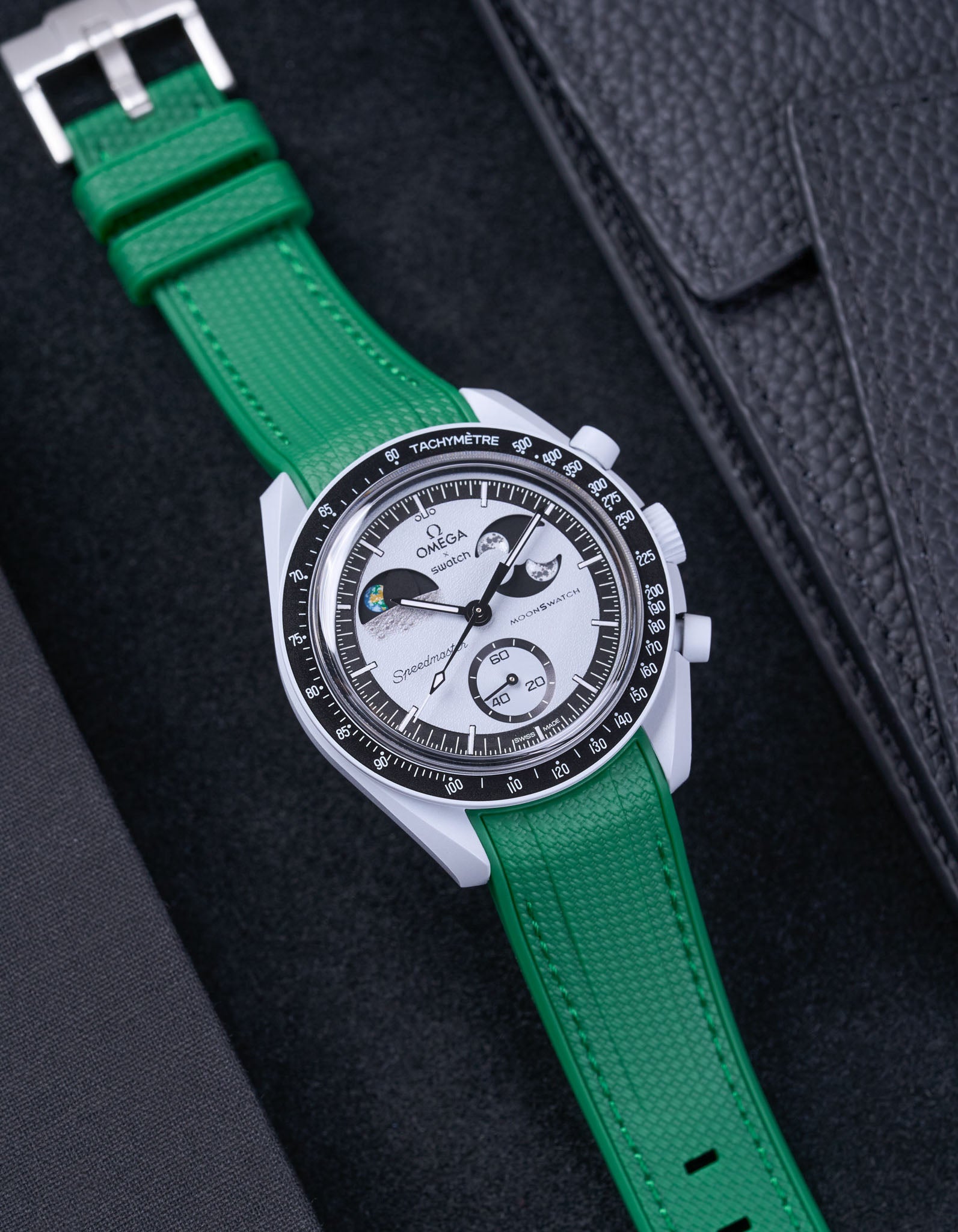 Relógio MoonSwatch Mission To EarthPhase (Pulseira de borracha)