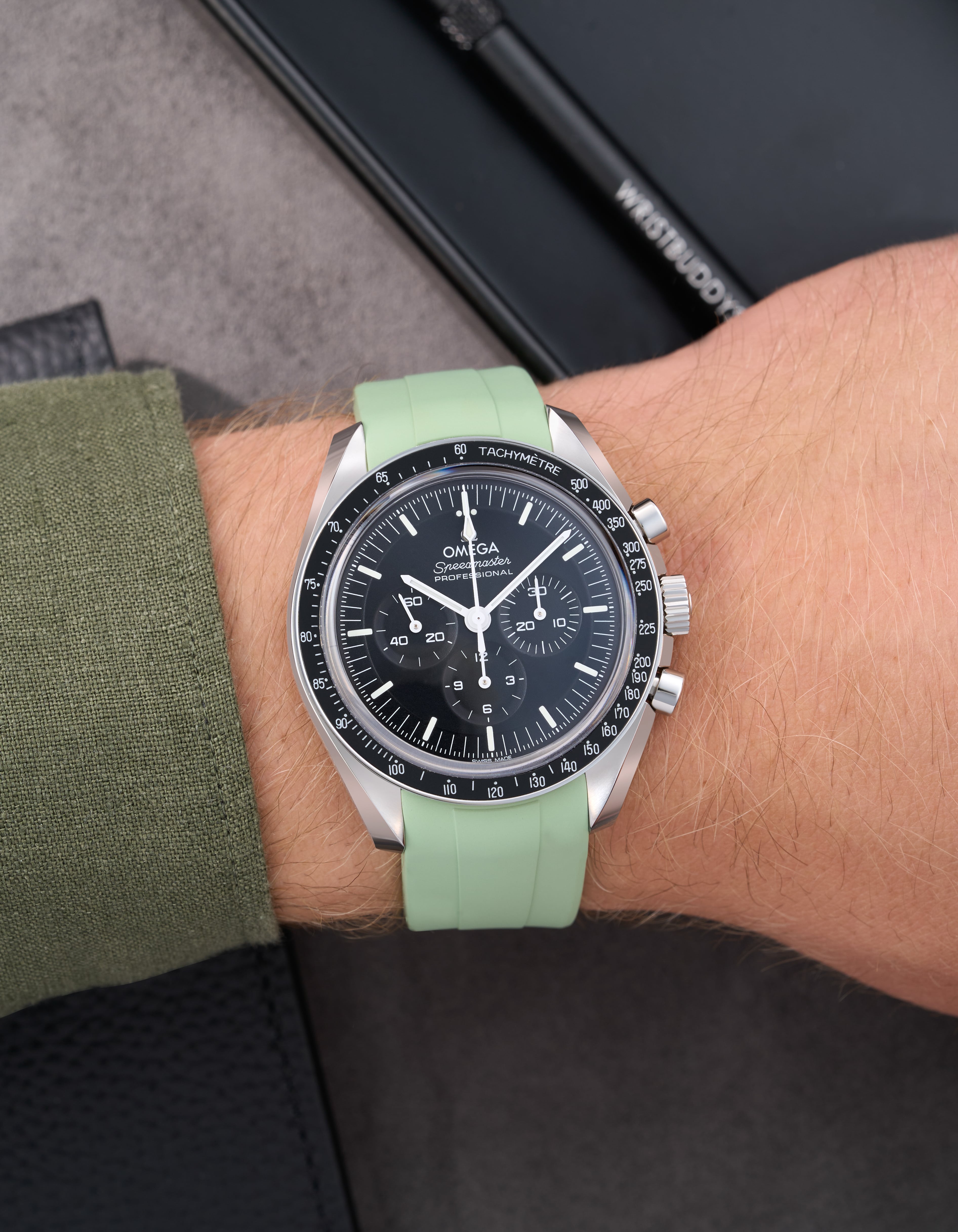 Speedmaster "Prêmio Snoopy de Prata" 50º aniversário