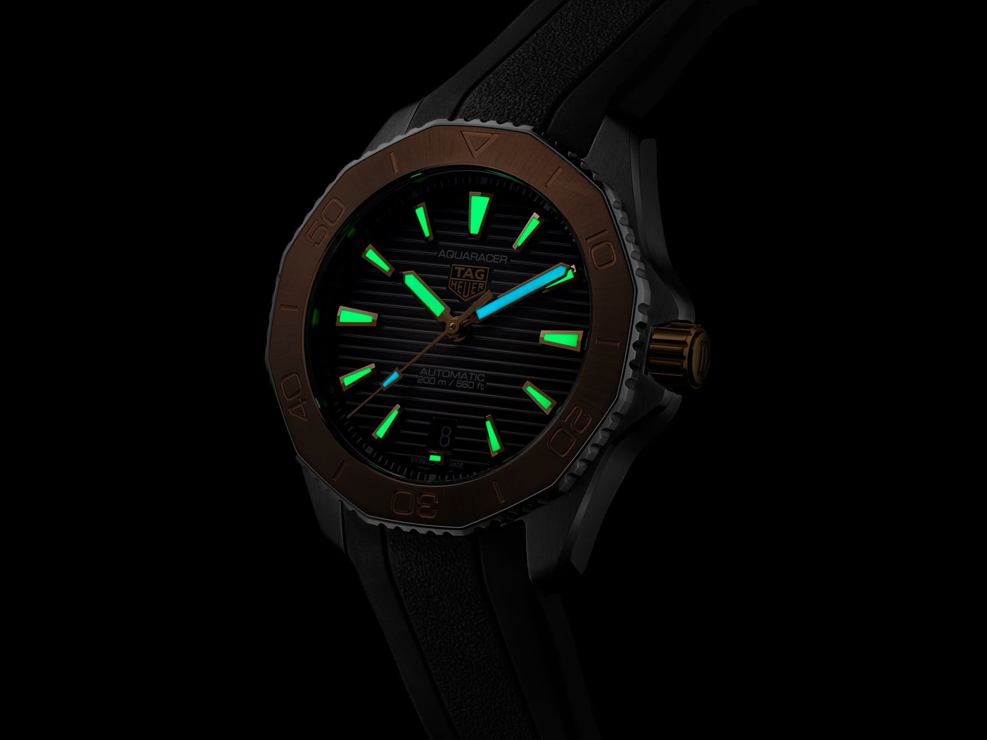 Relógio TAG Heuer Aquaracer Profissional 200 WBP2151.FT6199 - Elegância Automática de 40mm
