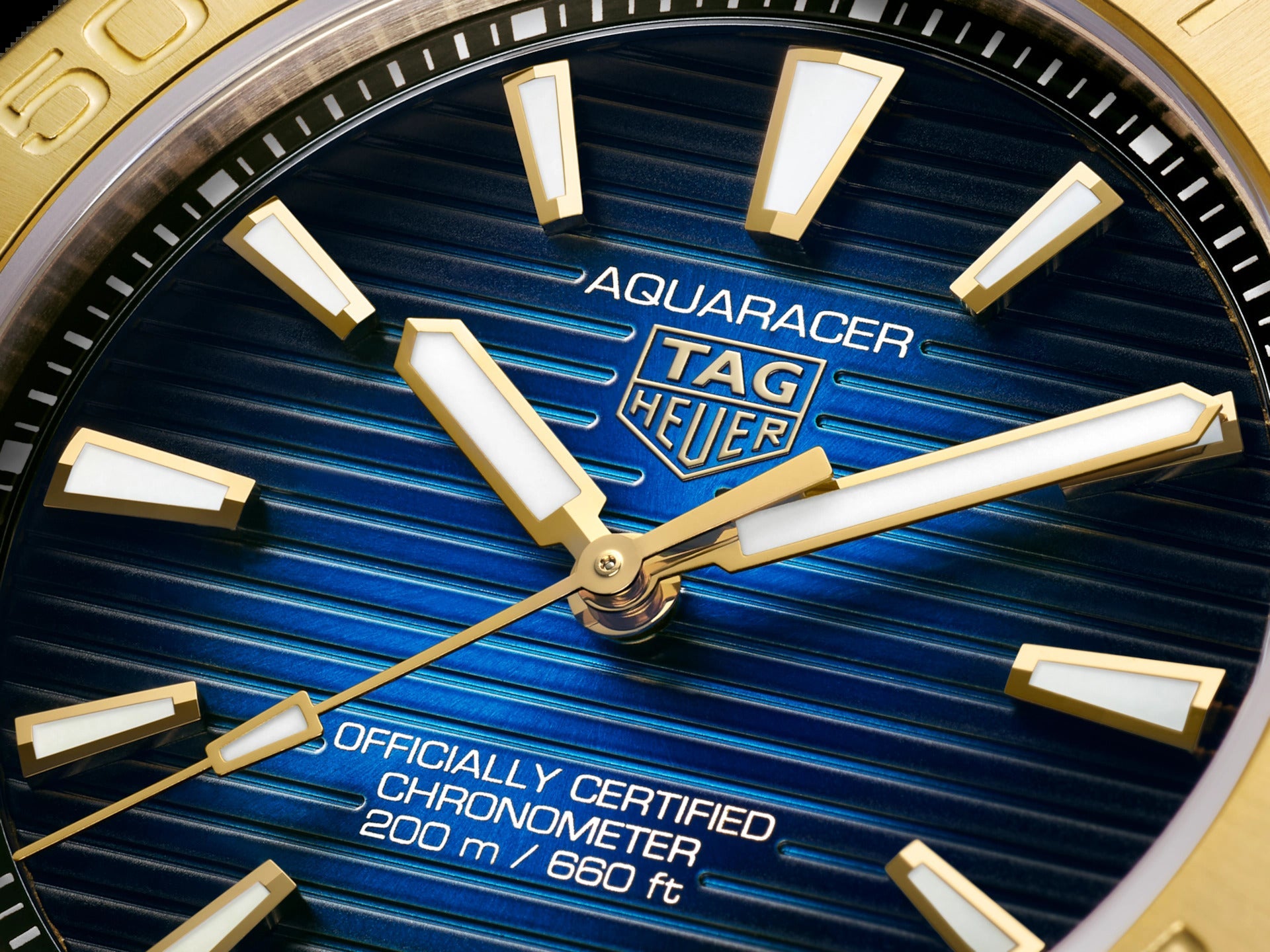 Relógio TAG Heuer Aquaracer Profissional 200 WBP5152.FT6210 - Elegância Automática de 40mm para Aventureiros