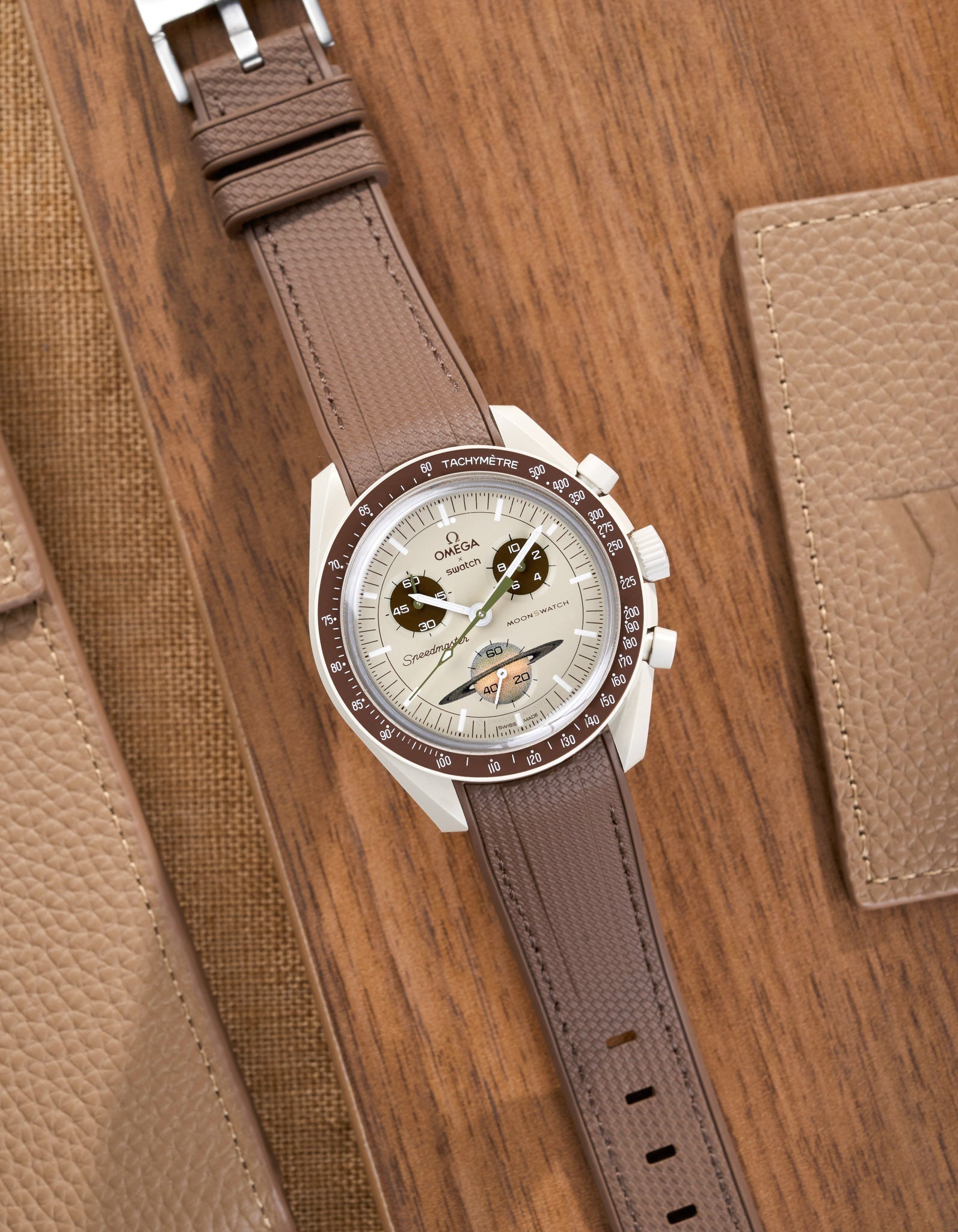 Relógio MoonSwatch Mission to Saturn (Pulseira de borracha)